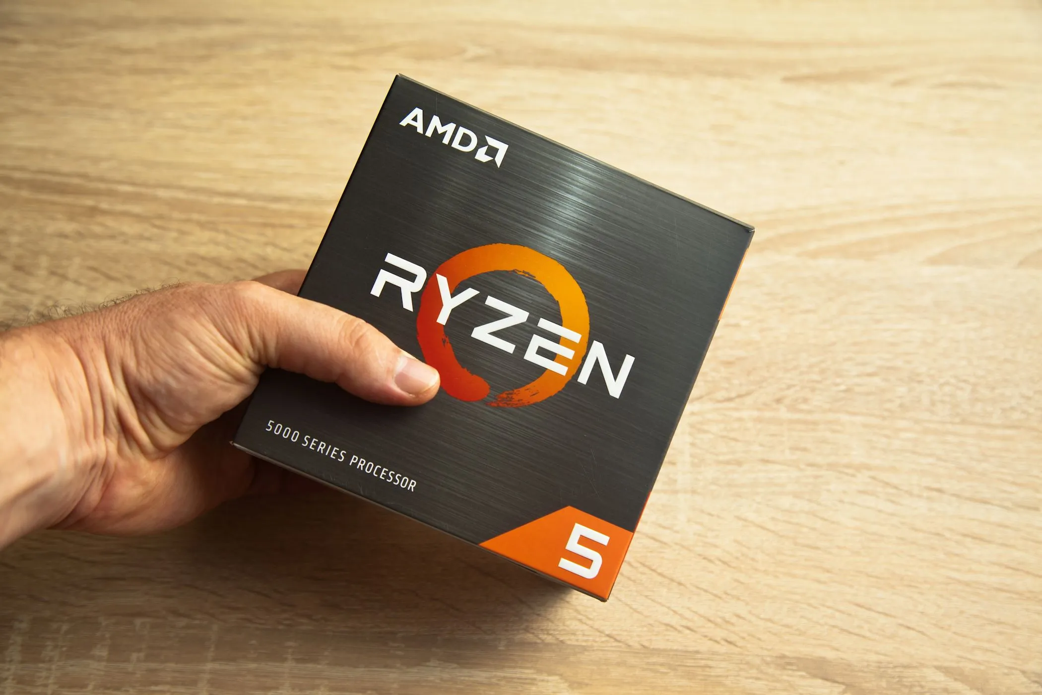 Bộ xử lý AMD Ryzen 5 trong hộp