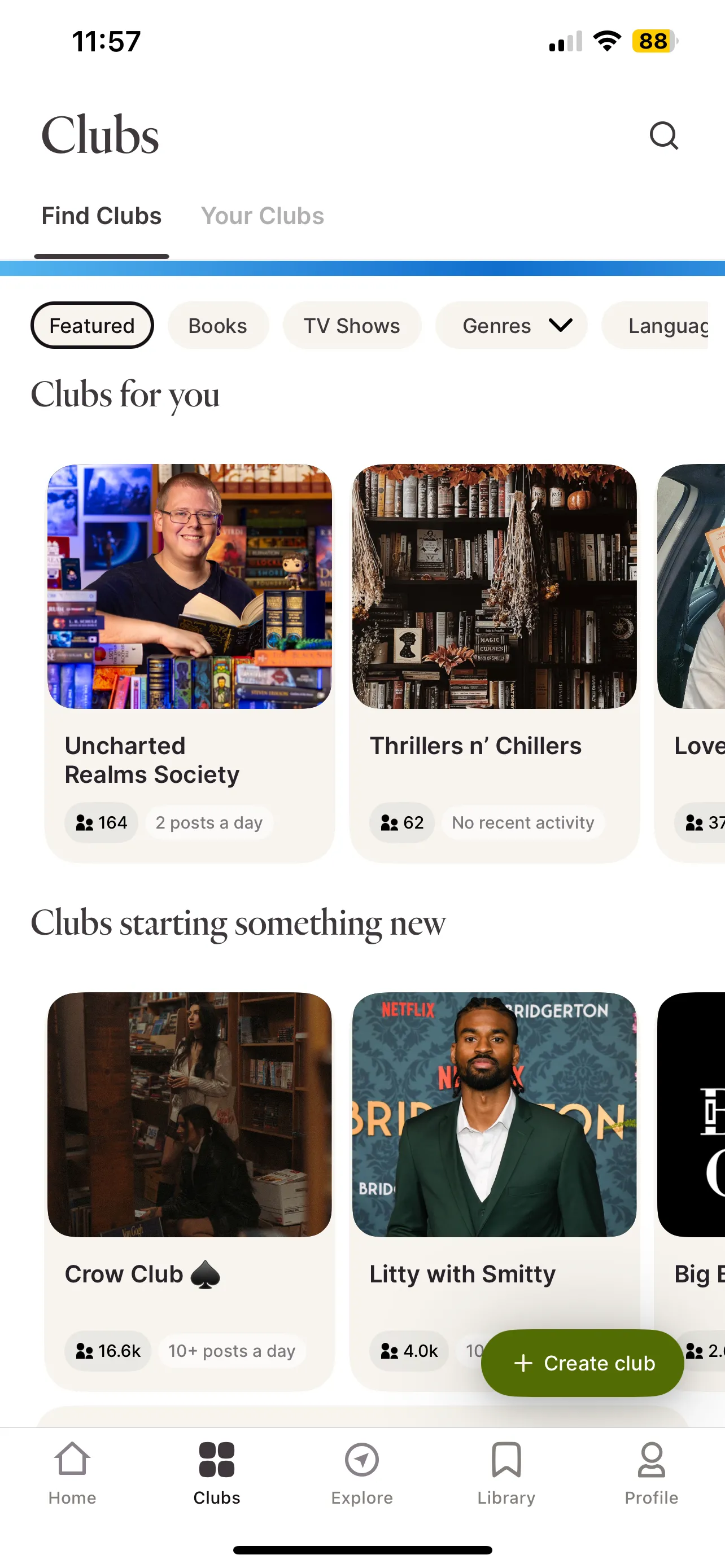 Các câu lạc bộ sách ảo trên ứng dụng Fable, bao gồm Crow Club và Uncharted Realms Society.