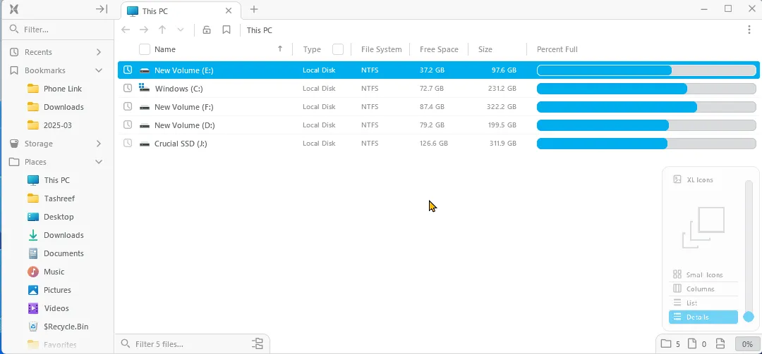 Các tính năng bảng điều khiển đa nhiệm của File Pilot trên Windows 11, trình quản lý tệp tin.