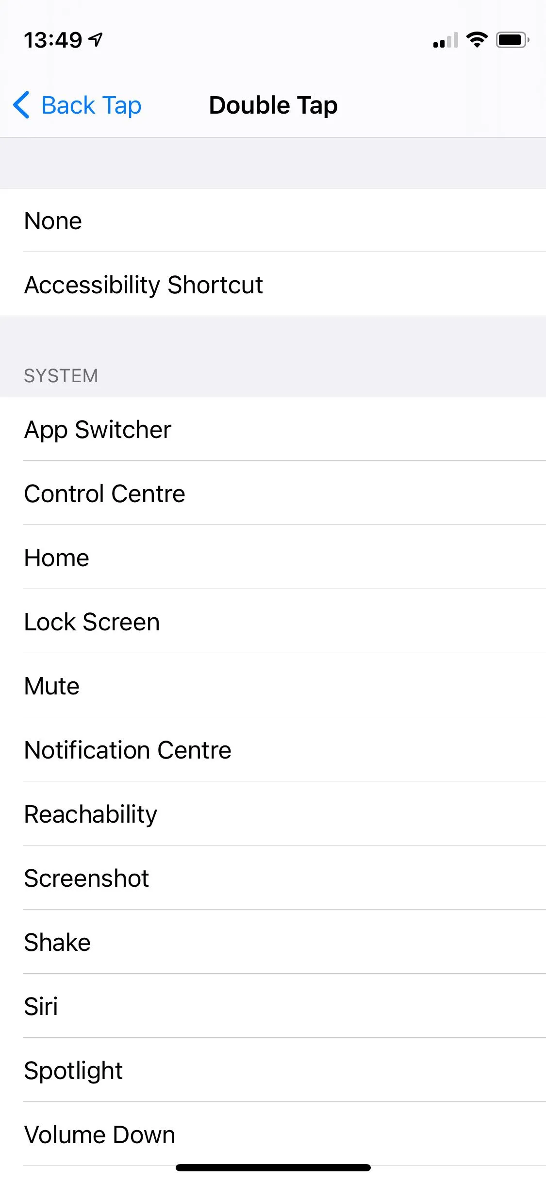 Các tùy chọn hành động cho thao tác chạm đúp mặt lưng iPhone, bao gồm chức năng Chụp ảnh màn hình