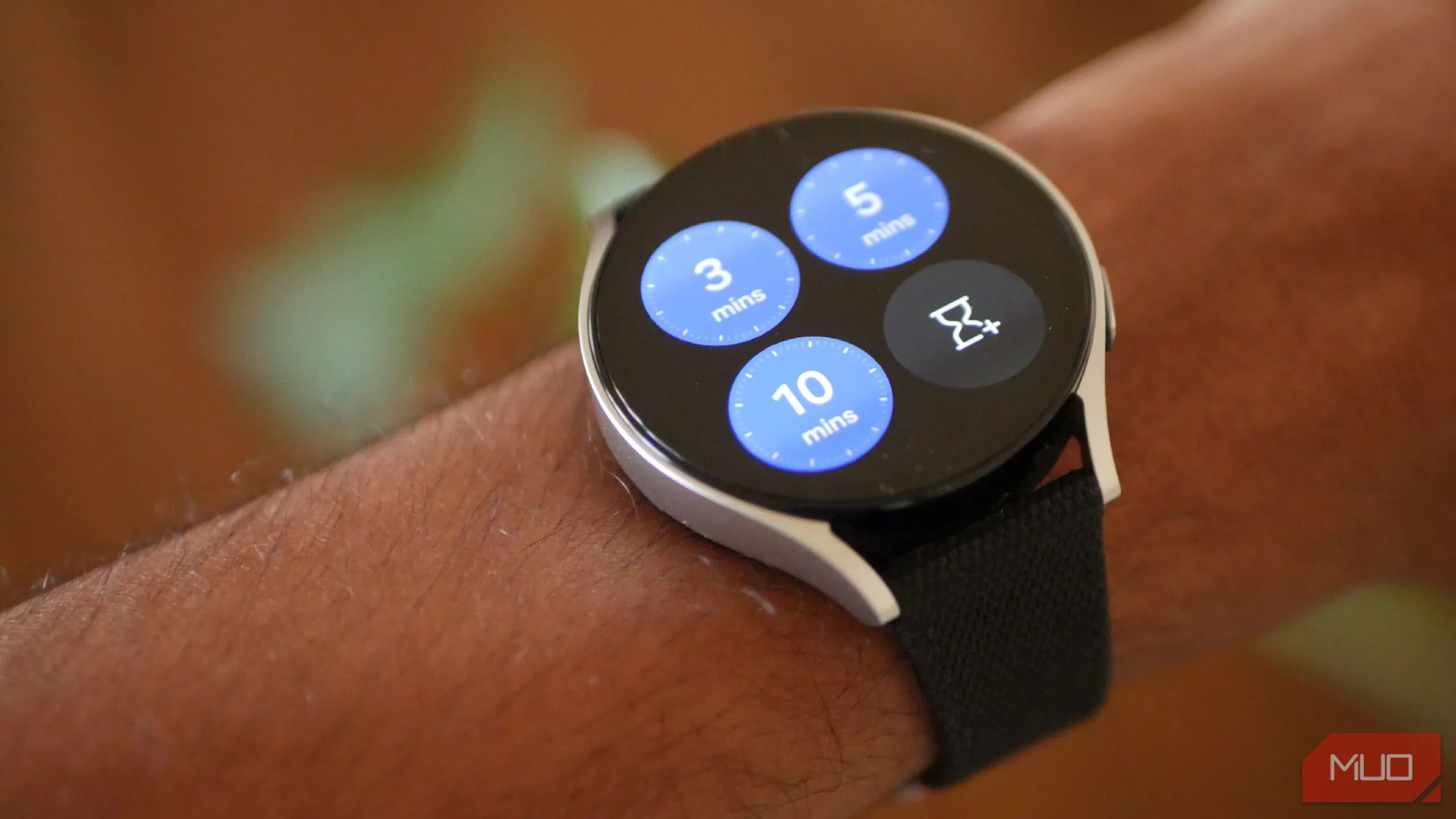 Các tùy chọn hẹn giờ đặt trước trong ứng dụng Đồng hồ trên Galaxy Watch 6, giúp quản lý thời gian nghỉ một cách hiệu quả.