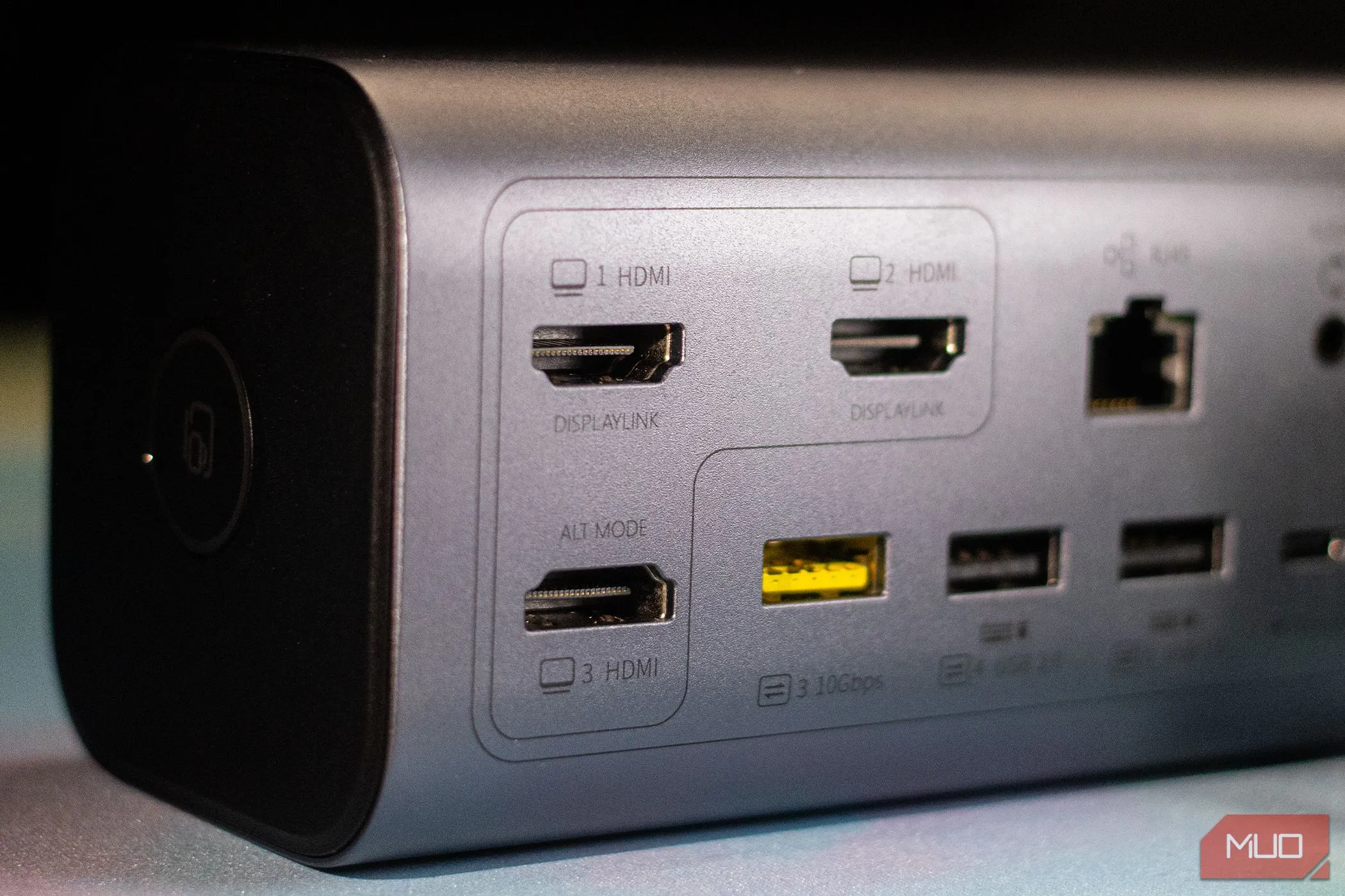 Cận cảnh các cổng HDMI trên Docking Station Baseus Spacemate 11-in-1, hỗ trợ xuất màn hình 4K