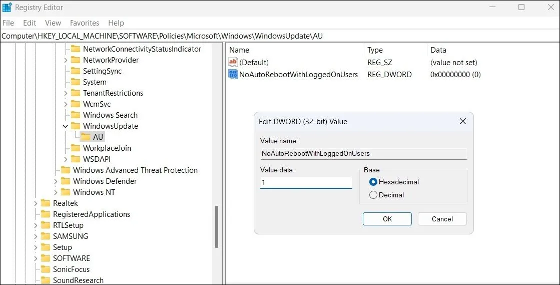 Chỉnh sửa giá trị DWORD NoAutoRebootWithLoggedOnUsers trong Registry Editor để tắt khởi động lại tự động