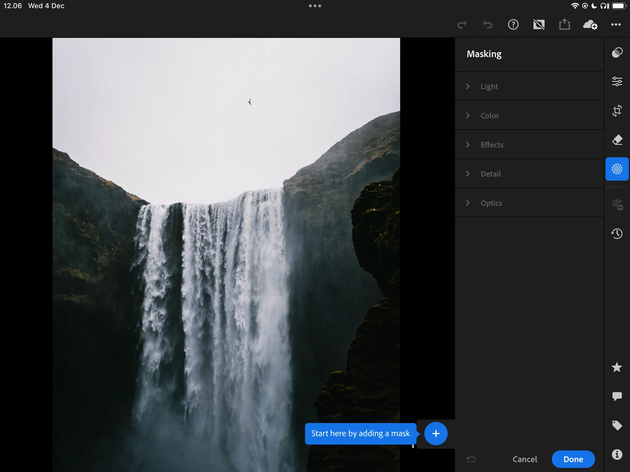Chọn và khôi phục các phiên bản chỉnh sửa ảnh khác nhau trong ứng dụng Lightroom CC iPad