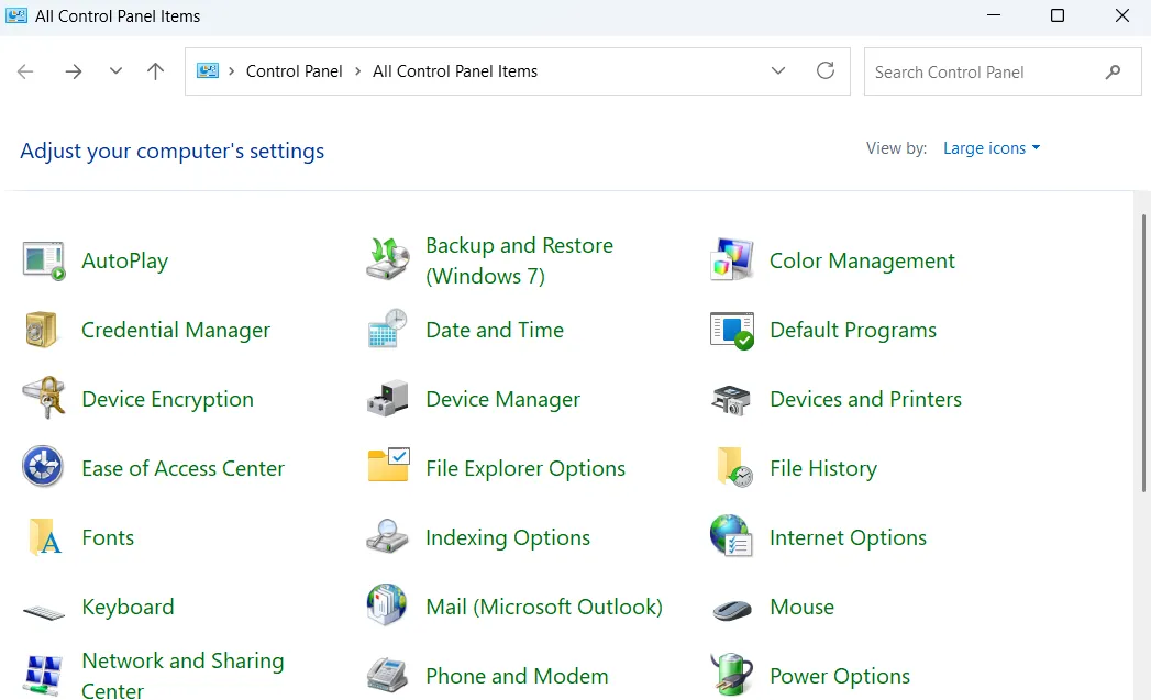 Cửa sổ Control Panel hiển thị tất cả các mục trên Windows 11, cung cấp quyền truy cập cài đặt hệ thống nâng cao.