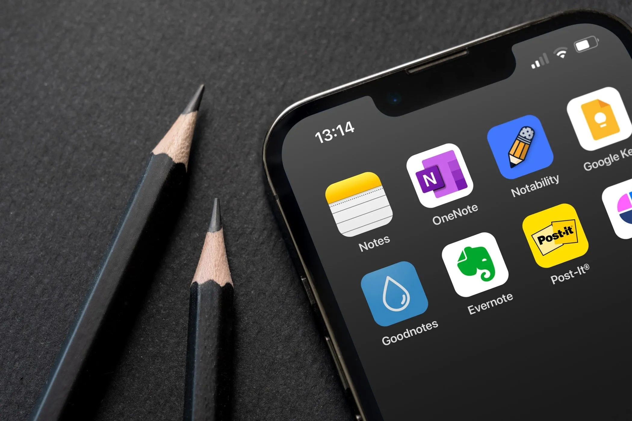 Điện thoại iPhone với các biểu tượng ứng dụng ghi chú phổ biến