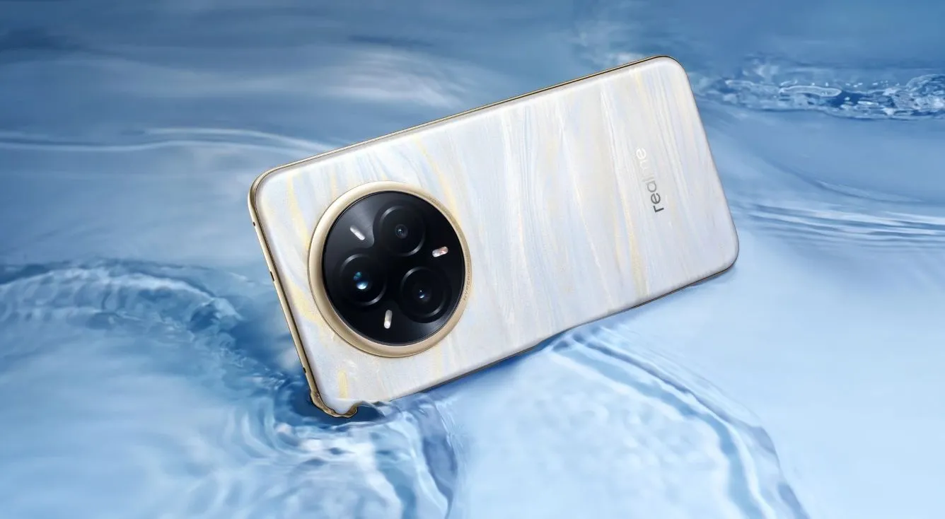 Điện thoại Realme 14 Pro Plus mặt lưng đổi màu theo nhiệt độ