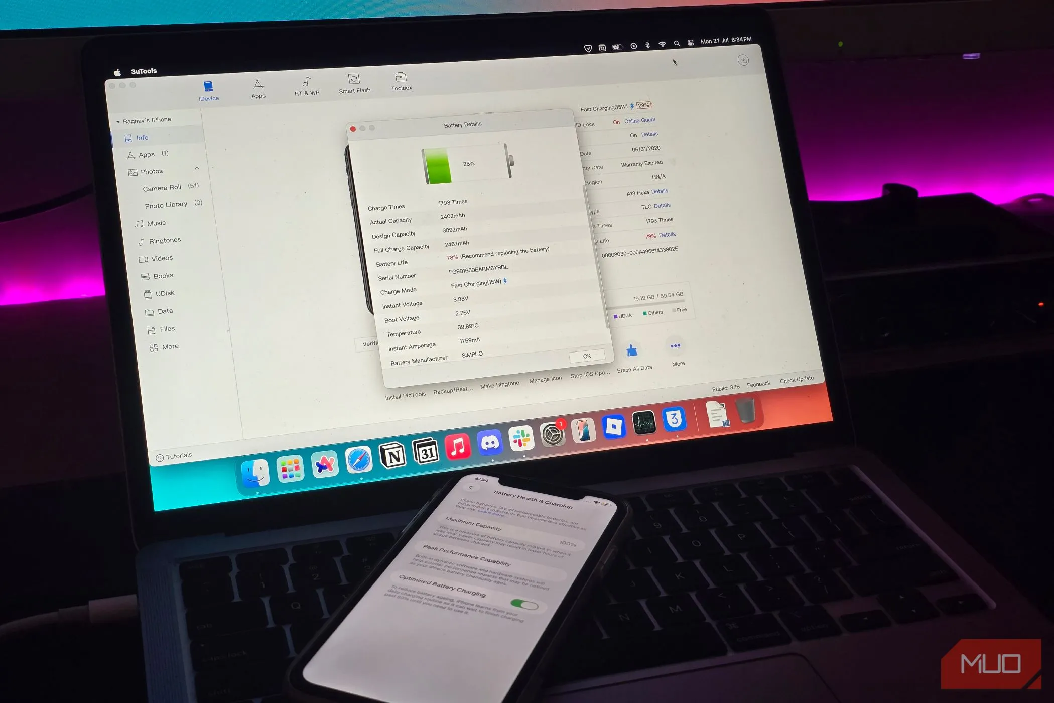 Giao diện 3uTools hiển thị chi tiết tình trạng pin iPhone khi kết nối với máy tính MacBook