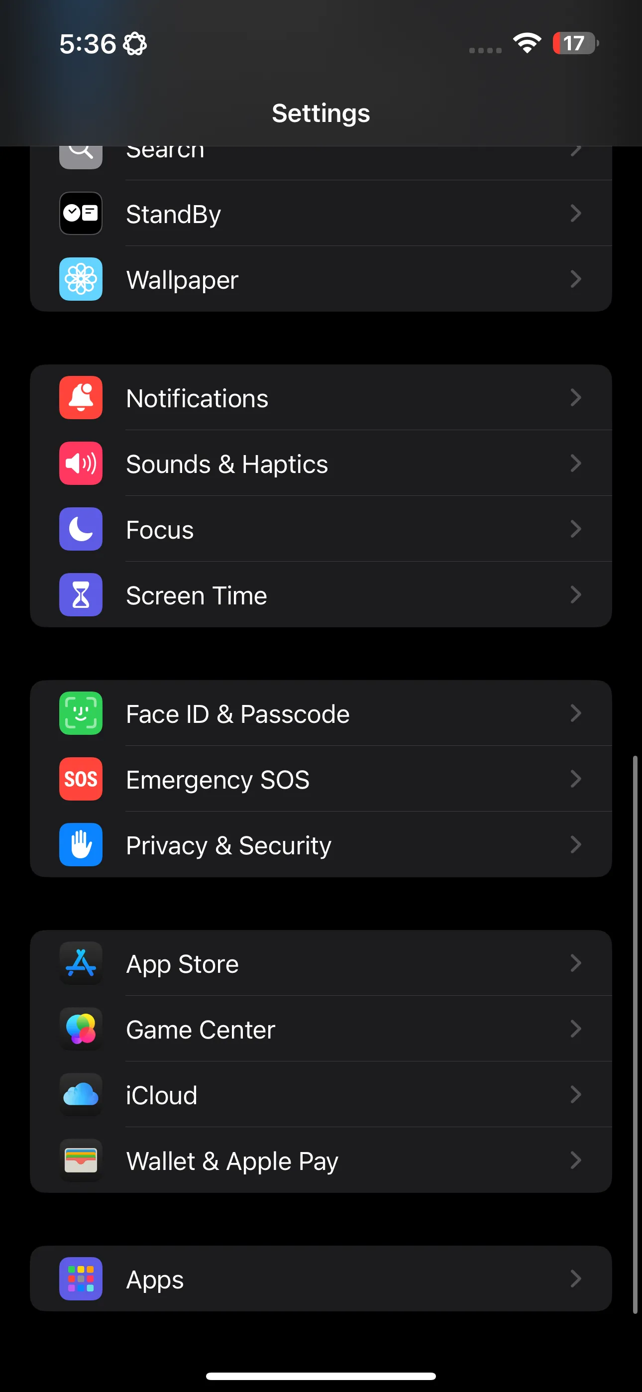 Giao diện Cài đặt trên iPhone hiển thị tùy chọn Tập trung