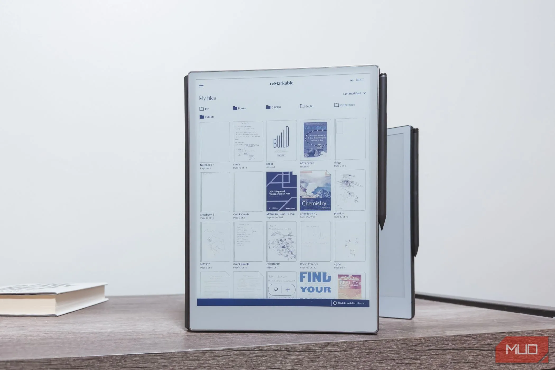 Giao diện chính hệ điều hành reMarkable Paper Pro tối giản