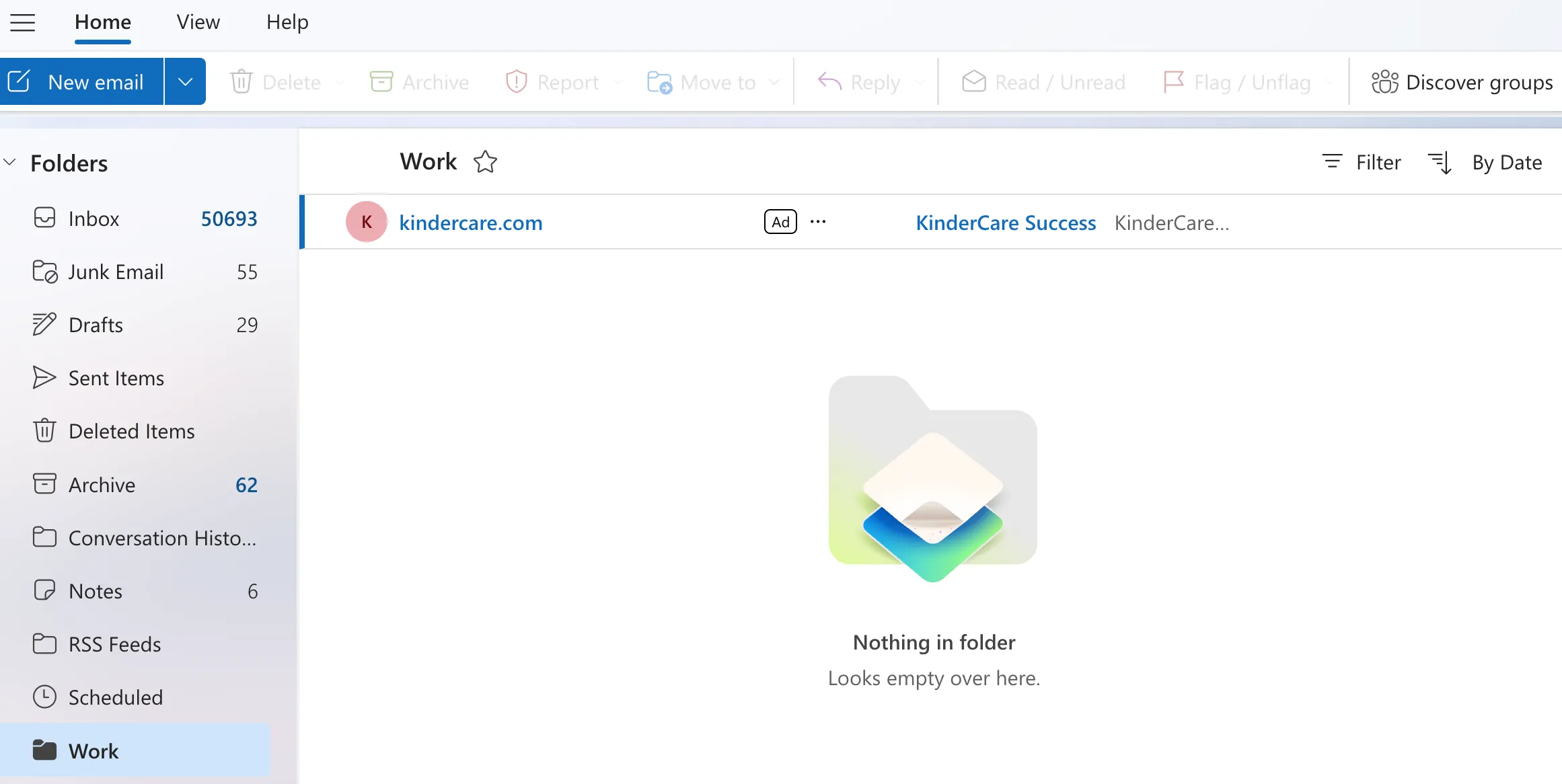 Giao diện hộp thư đến Microsoft Outlook với các thư mục được sắp xếp khoa học, thể hiện khả năng quản lý email hiệu quả.