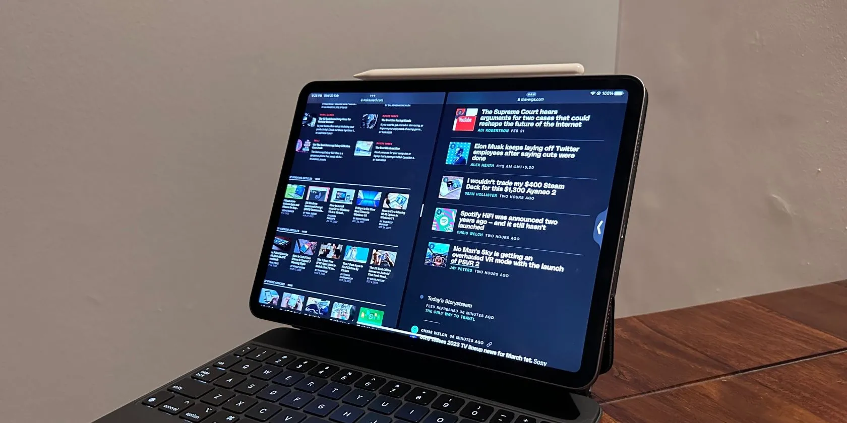 Giao diện iPad Pro đang sử dụng tính năng Split View với nhiều cửa sổ ứng dụng