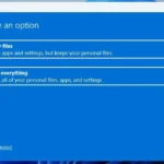 Giao diện lựa chọn giữ lại tệp cá nhân khi reset Windows 11 qua Settings.