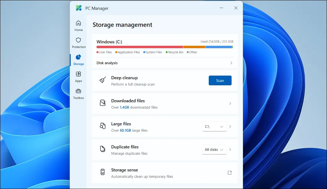 Giao diện quản lý bộ nhớ của Microsoft PC Manager, hiển thị các tùy chọn dọn dẹp file tải xuống, file lớn và file trùng lặp để giải phóng dung lượng.