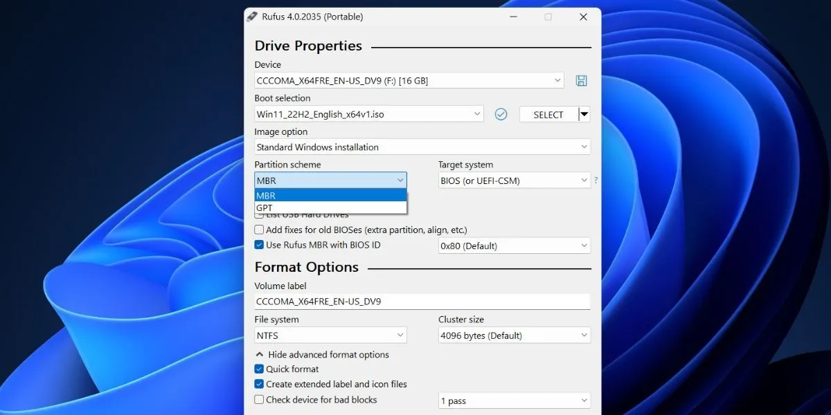 Giao diện Rufus đang thiết lập tạo USB bootable Windows 11