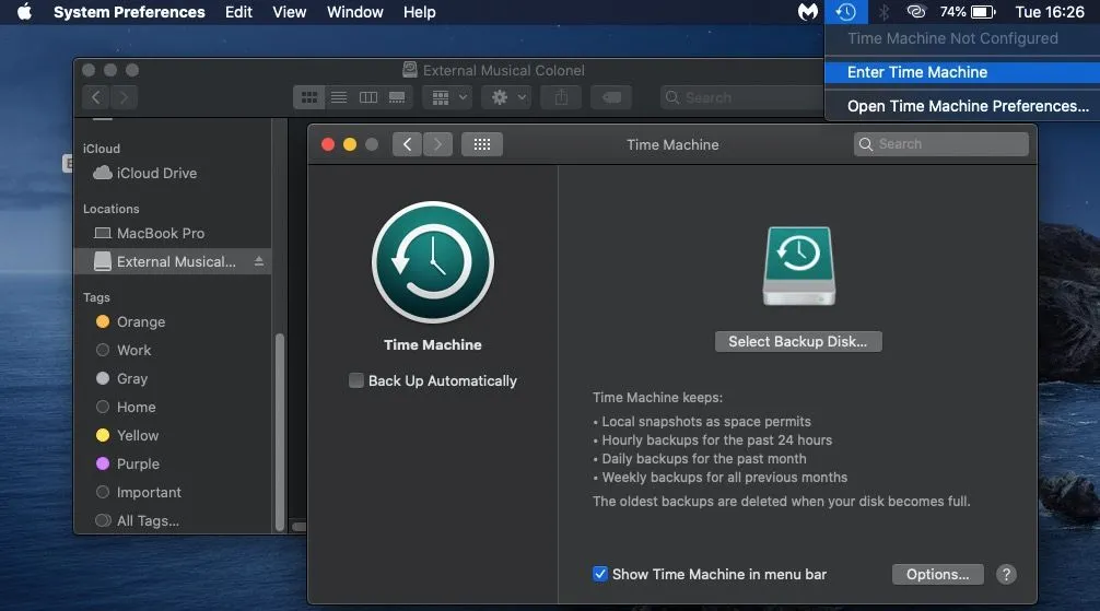 Giao diện Time Machine trên máy Mac cho việc sao lưu