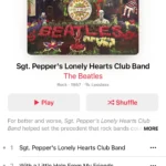 Giao diện trang album Apple Music hiển thị tùy chọn tạo đài phát.