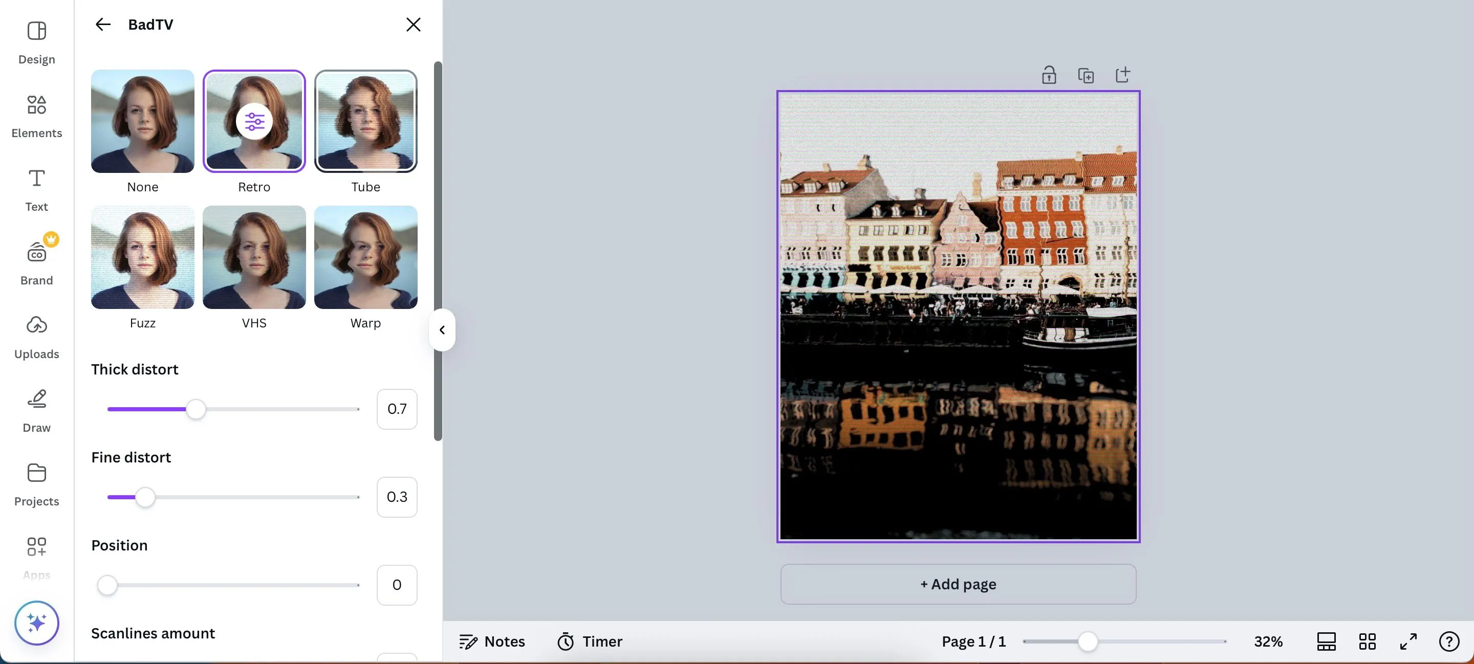 Giao diện tùy chỉnh bộ lọc BadTV với các thanh trượt Thick distort, Fine distort, và Scanlines width trong ứng dụng Canva.