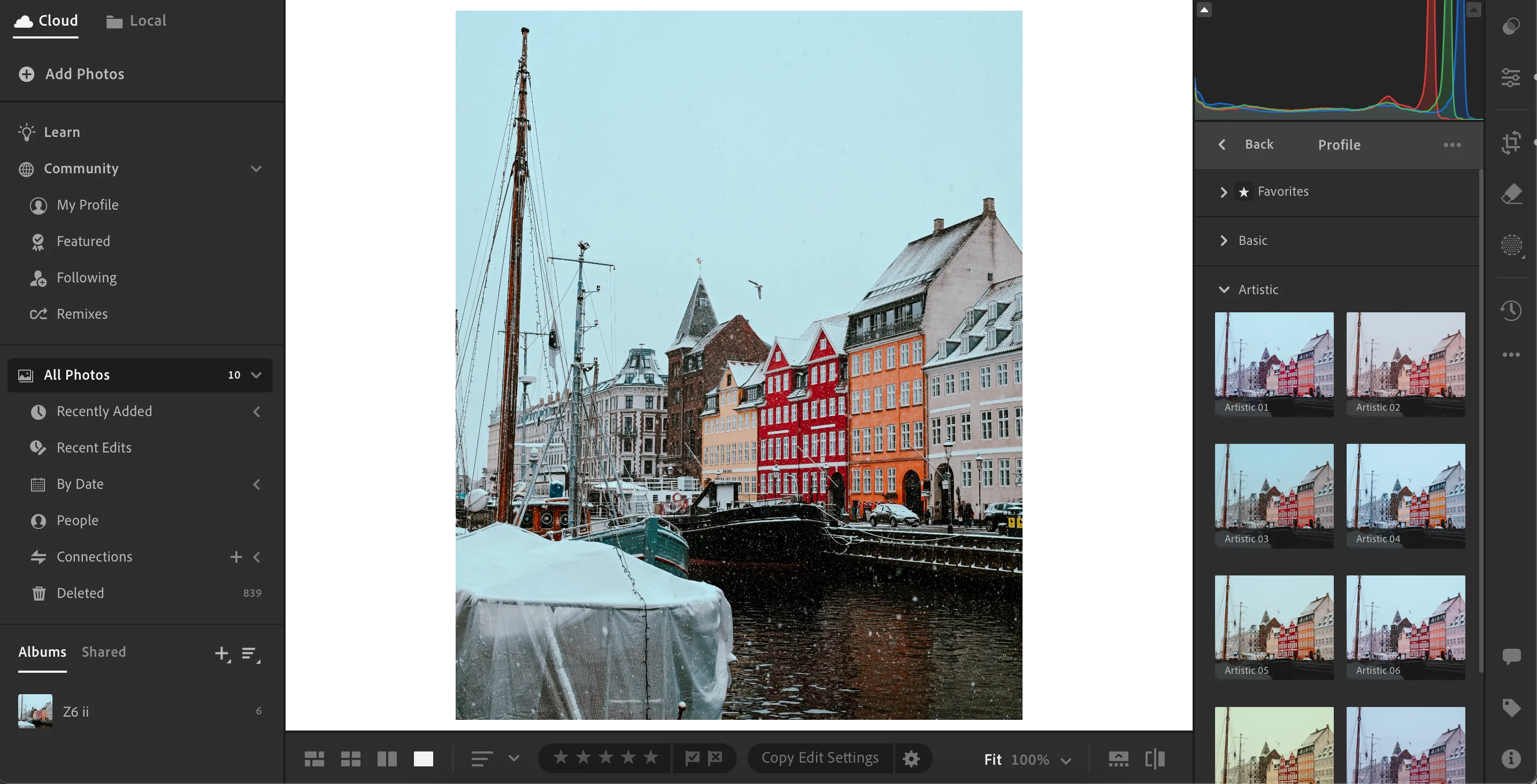 Giao diện ứng dụng Adobe Lightroom với các tùy chọn cấu hình màu và bộ lọc ảnh