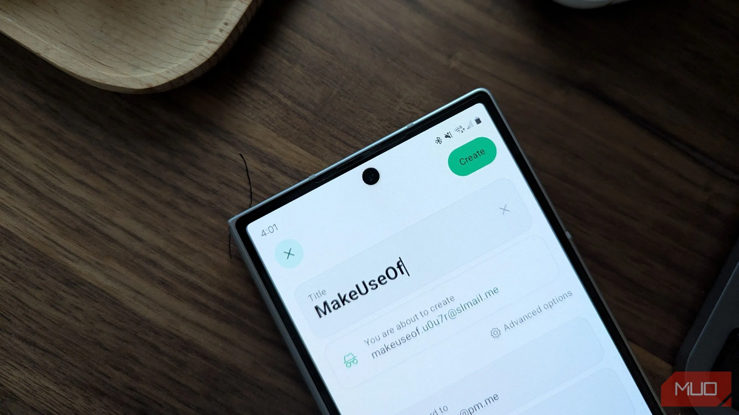 Giao diện ứng dụng Proton Pass trên Android hiển thị bí danh email được tạo để tăng cường quyền riêng tư.