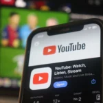 Giao diện ứng dụng YouTube trên điện thoại Android với biểu tượng đặc trưng