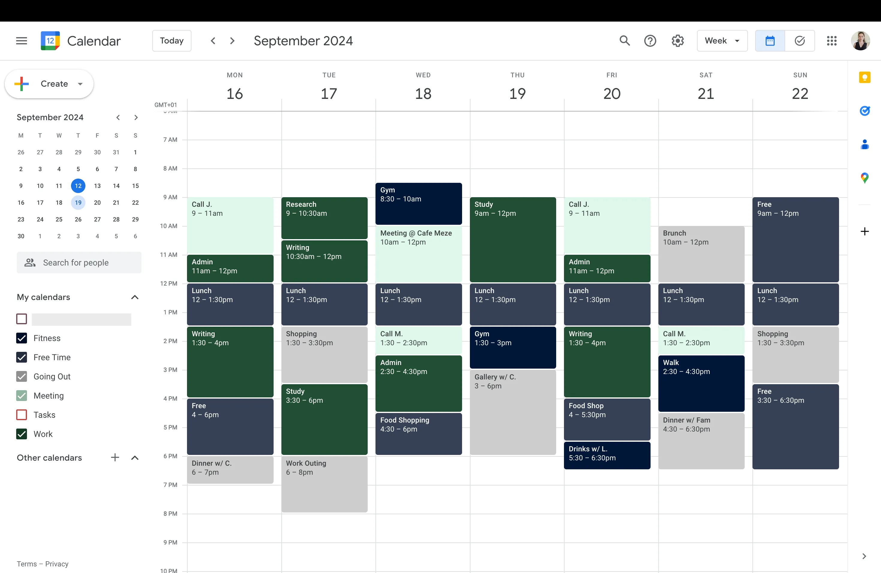 Google Calendar với giao diện màu tối được cá nhân hóa