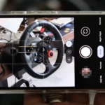 Google Camera đang mở trên điện thoại Pixel 9a, hiển thị giao diện chụp ảnh.