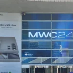 Hành lang sảnh chính sự kiện MWC tại Barcelona, nơi hội tụ công nghệ toàn cầu