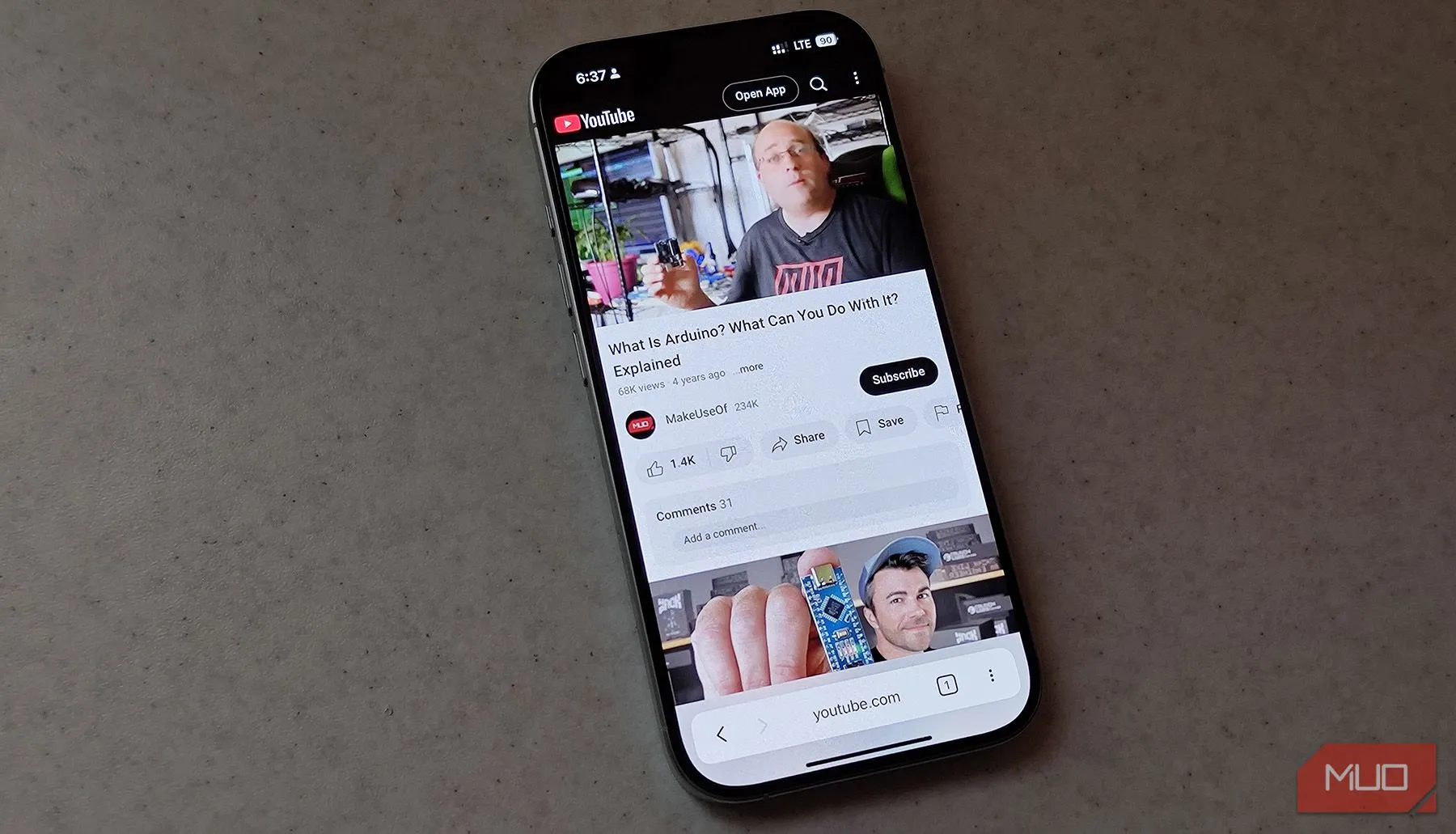 iPhone mở ứng dụng web YouTube