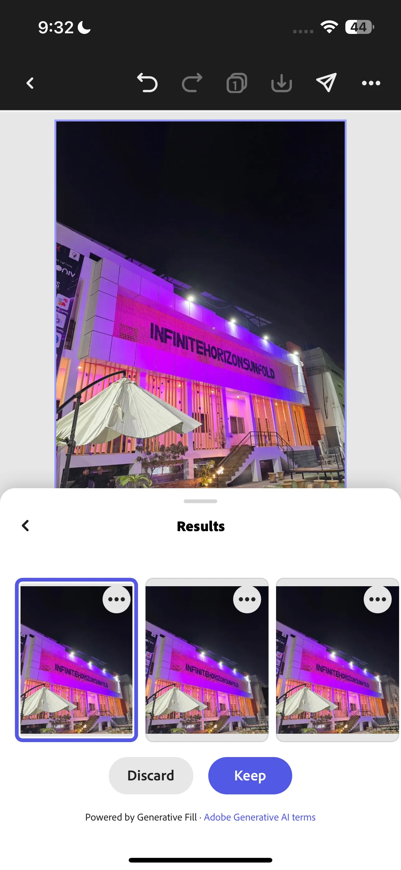 Kết quả ảnh sau khi xóa cây cột khỏi hậu cảnh bằng công cụ Adobe Express