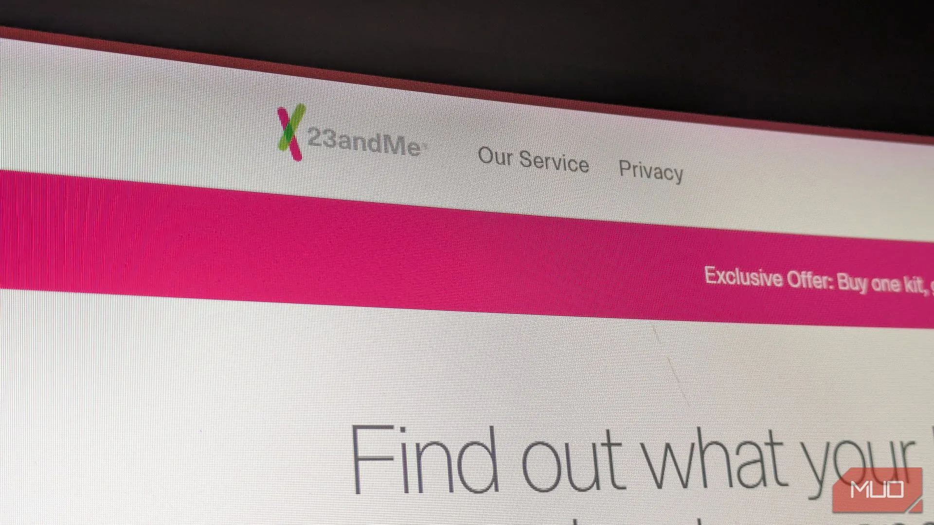 Logo của 23andMe trên trang web chính thức, sau vụ rò rỉ dữ liệu di truyền gây chấn động.