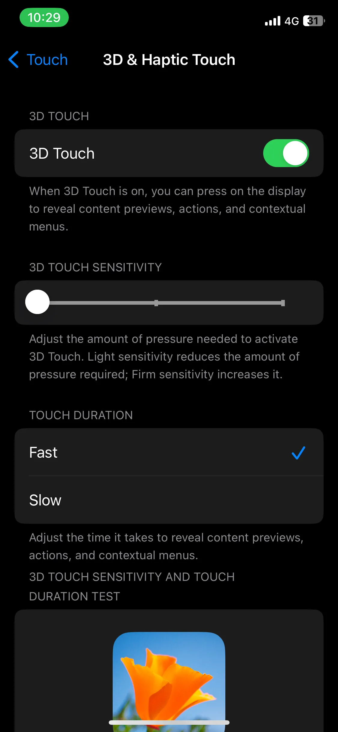 Màn hình cài đặt Cảm ứng Haptic trong ứng dụng Cài đặt iOS, cho phép điều chỉnh thời gian phản hồi cảm ứng nhanh hay chậm.