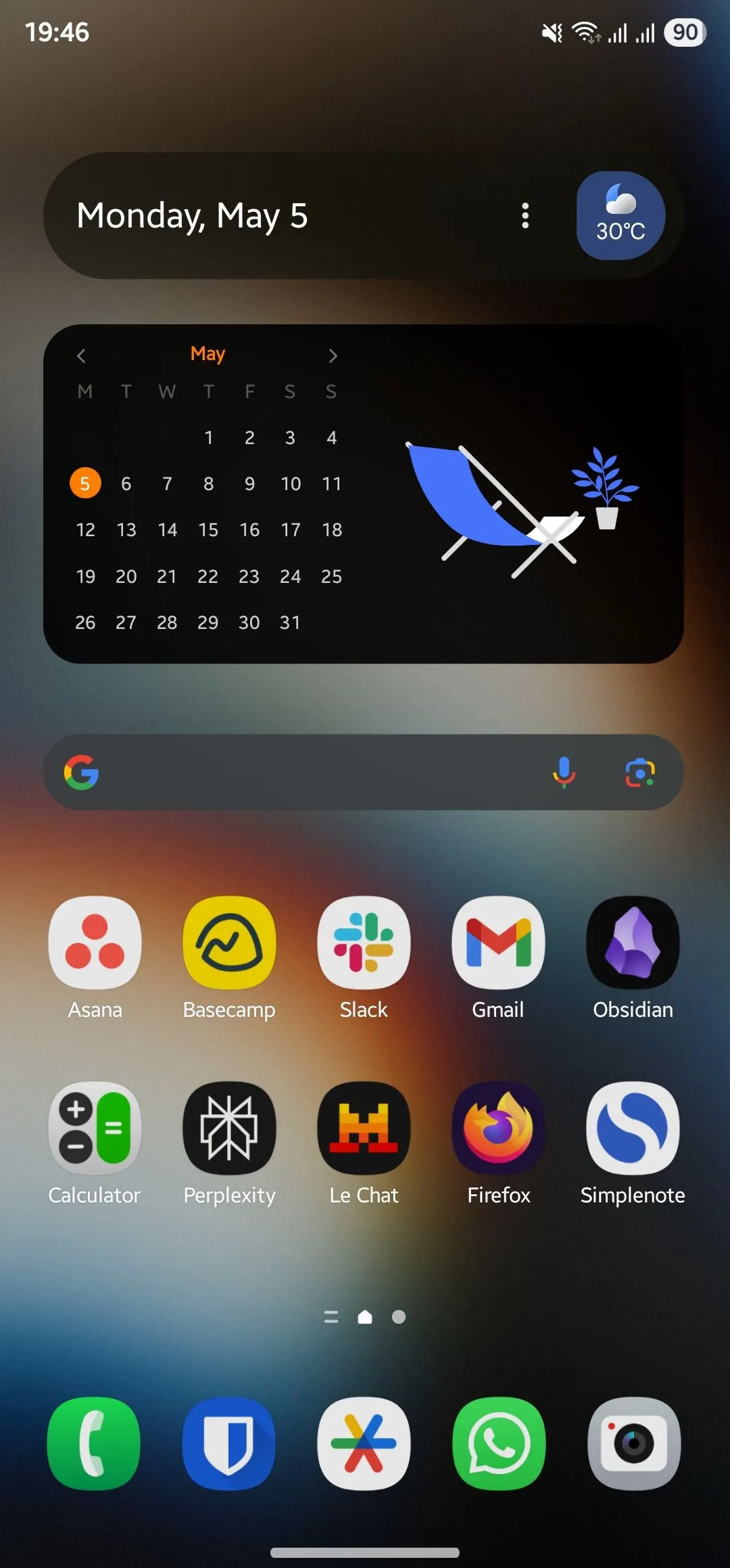 Màn hình chính trên điện thoại OnePlus hiển thị lối tắt ứng dụng