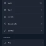 Màn hình chính ứng dụng Bitwarden trên iOS, hiển thị các mục quản lý mật khẩu và ghi chú bảo mật