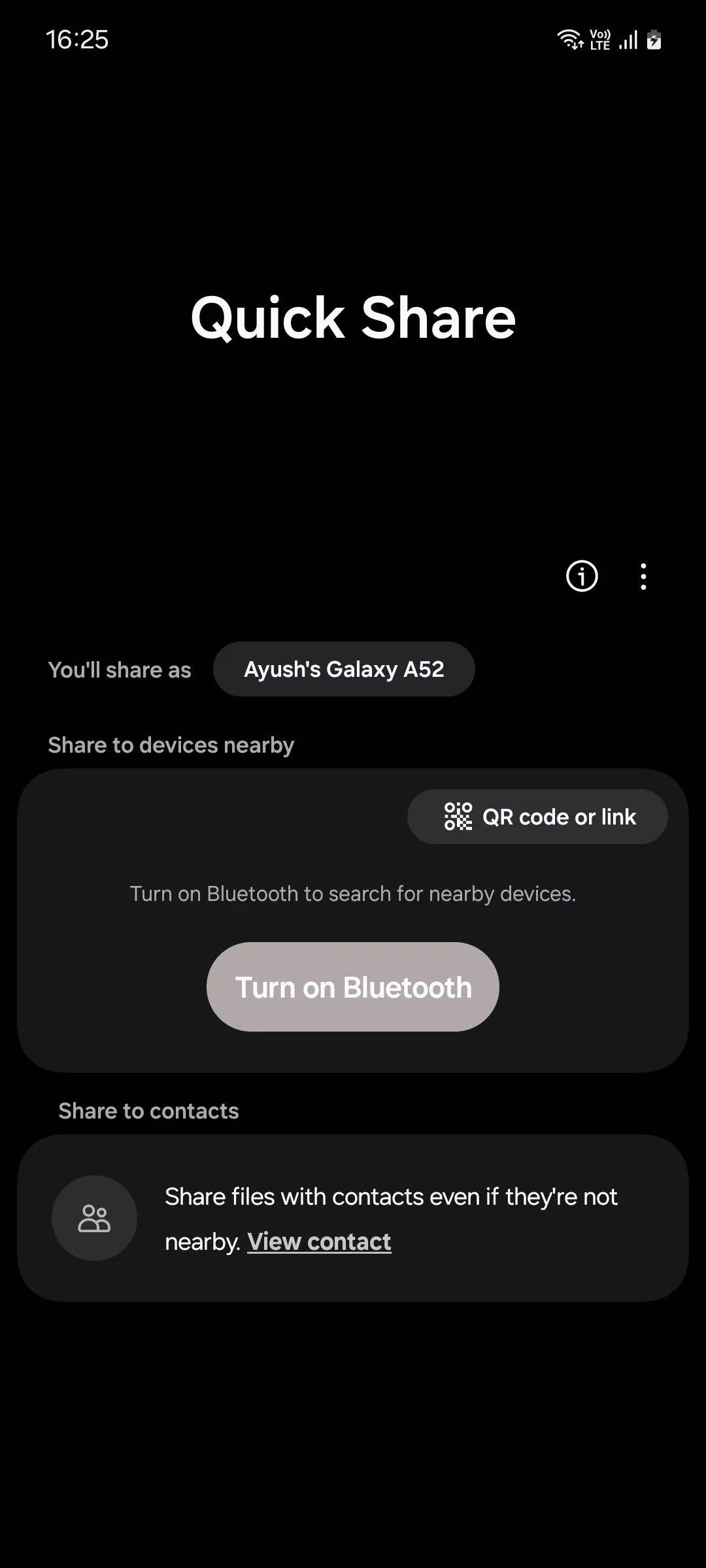 Màn hình Quick Share trên Samsung hiển thị tùy chọn tạo mã QR hoặc liên kết chia sẻ