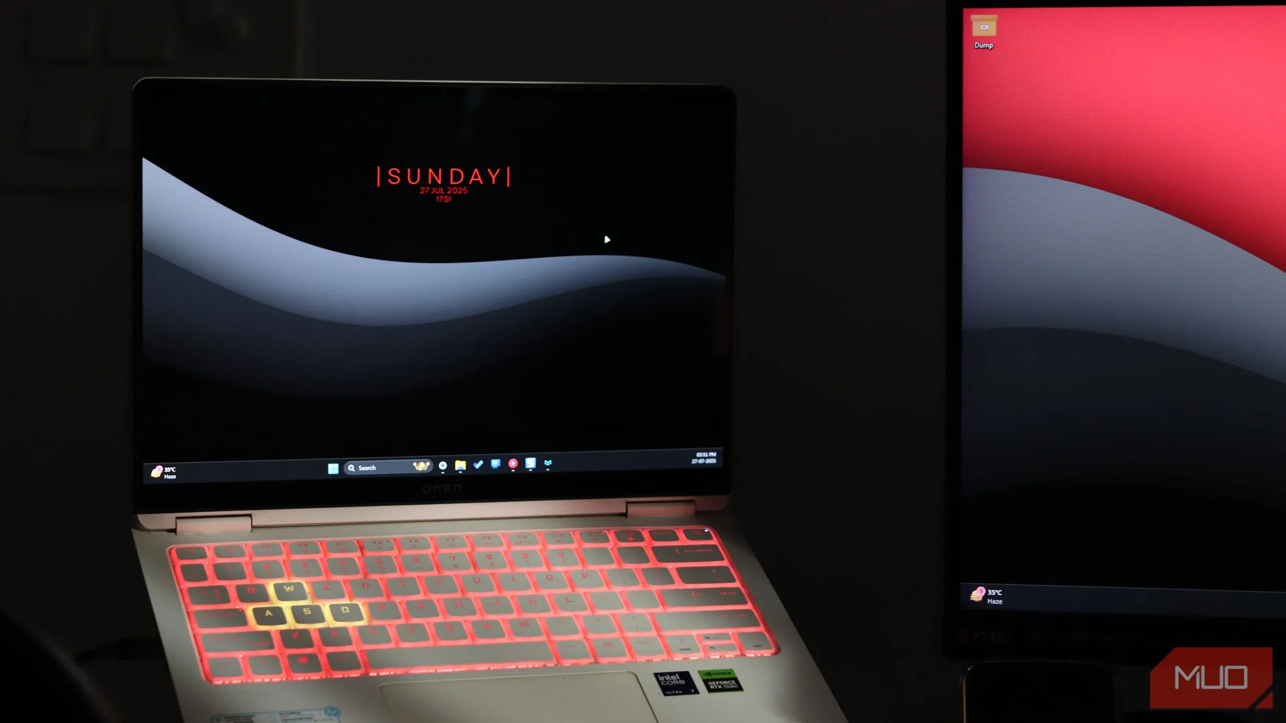 Mẫu laptop gaming HP Omen Transcend 14 trang bị màn hình OLED cao cấp