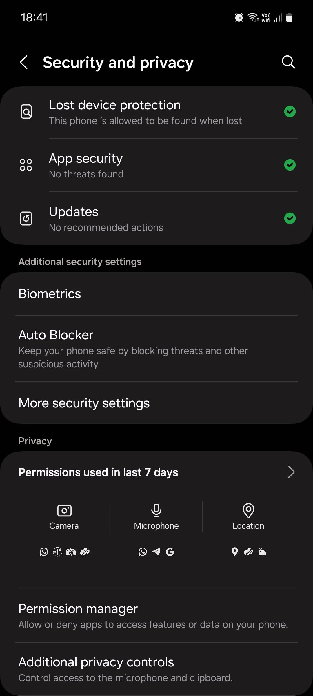 Menu bảo mật và quyền riêng tư của Samsung One UI với tùy chọn Auto Blocker