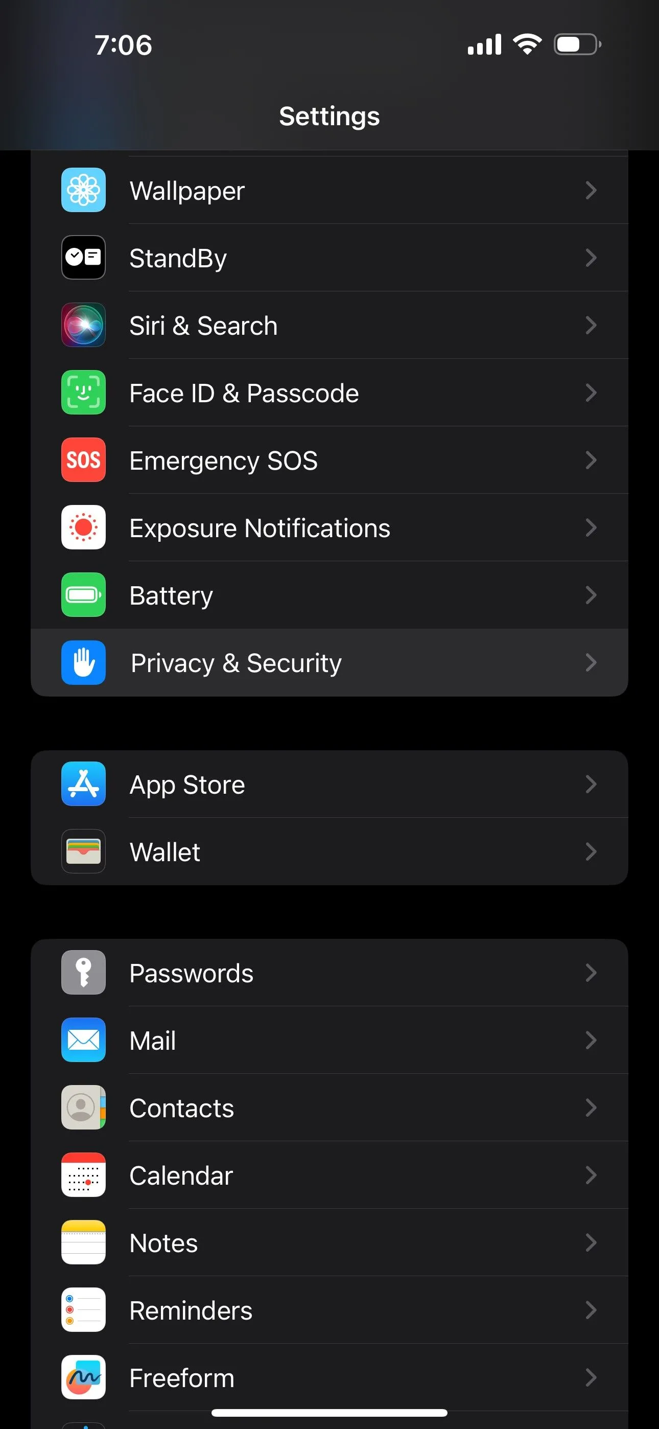 Menu cài đặt Dịch vụ Định vị trên iPhone