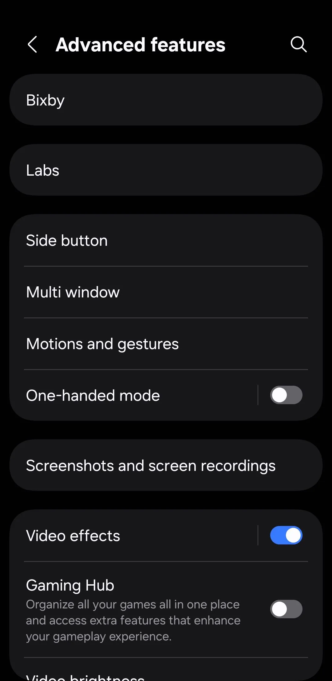 Menu Tính năng nâng cao trên điện thoại Android hiển thị cài đặt nút sườn.