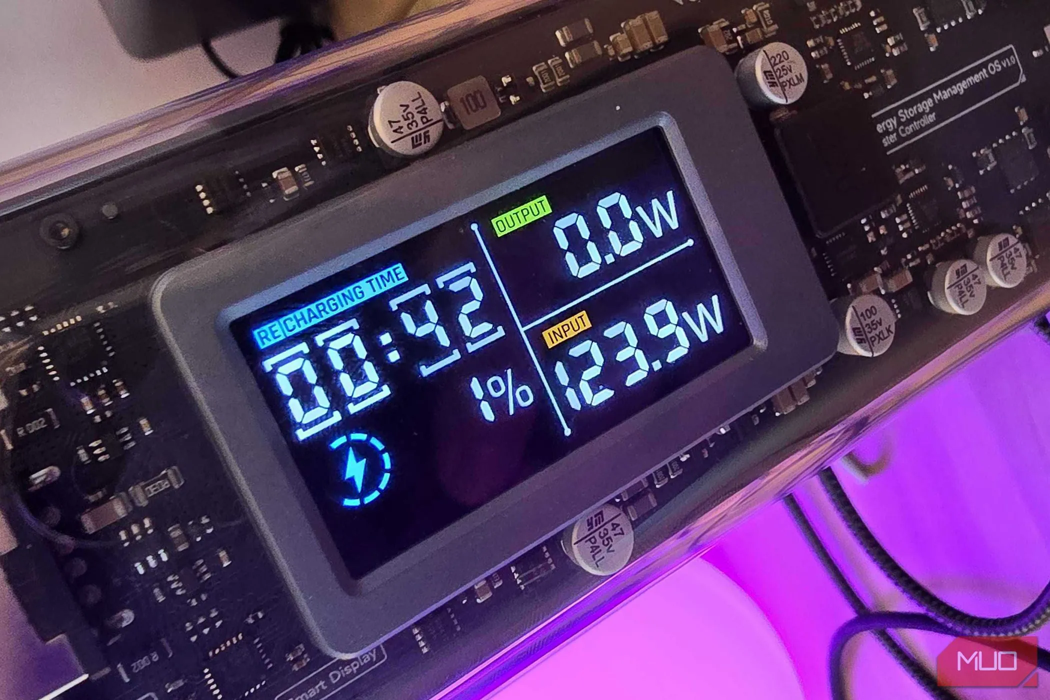 Minh họa tốc độ nạp lại pin siêu nhanh 140W của Shargeek 170.