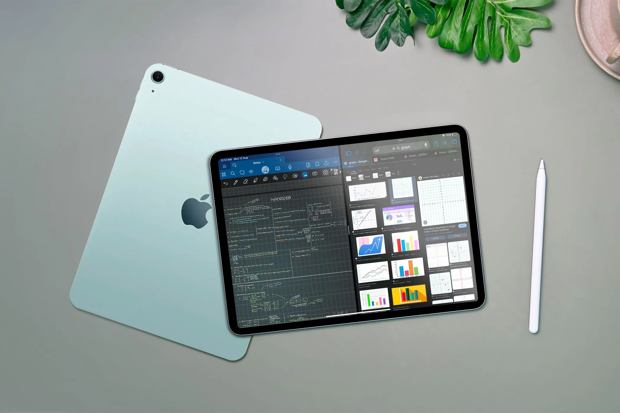 Một chiếc iPad hiển thị hai ứng dụng chia đôi màn hình