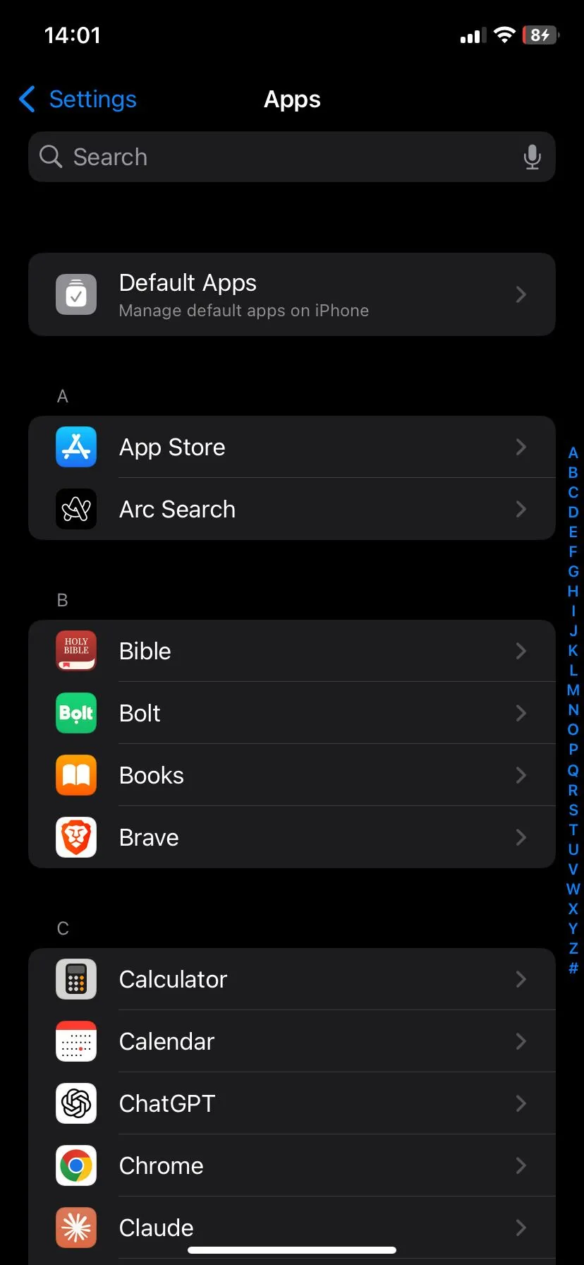 Mục App Store trong Cài đặt iPhone, nơi có thể bật tính năng &quot;Gỡ bỏ ứng dụng không dùng&quot; để tự động giải phóng dung lượng.
