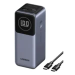 Sạc dự phòng Ugreen Nexode 12000mAh với thiết kế nhỏ gọn, hiển thị các cổng sạc
