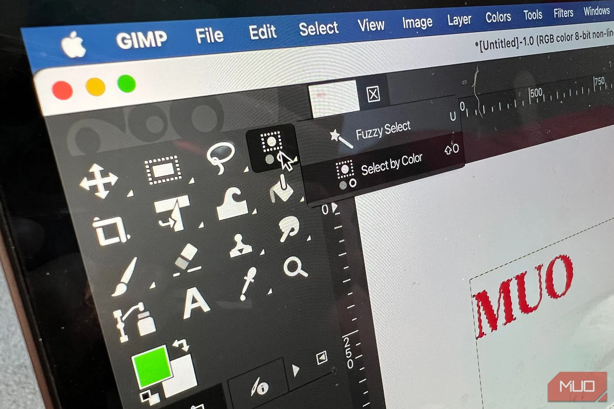 Thanh công cụ và các công cụ chọn vùng cải tiến của GIMP, bao gồm tính năng Paint Select mới.