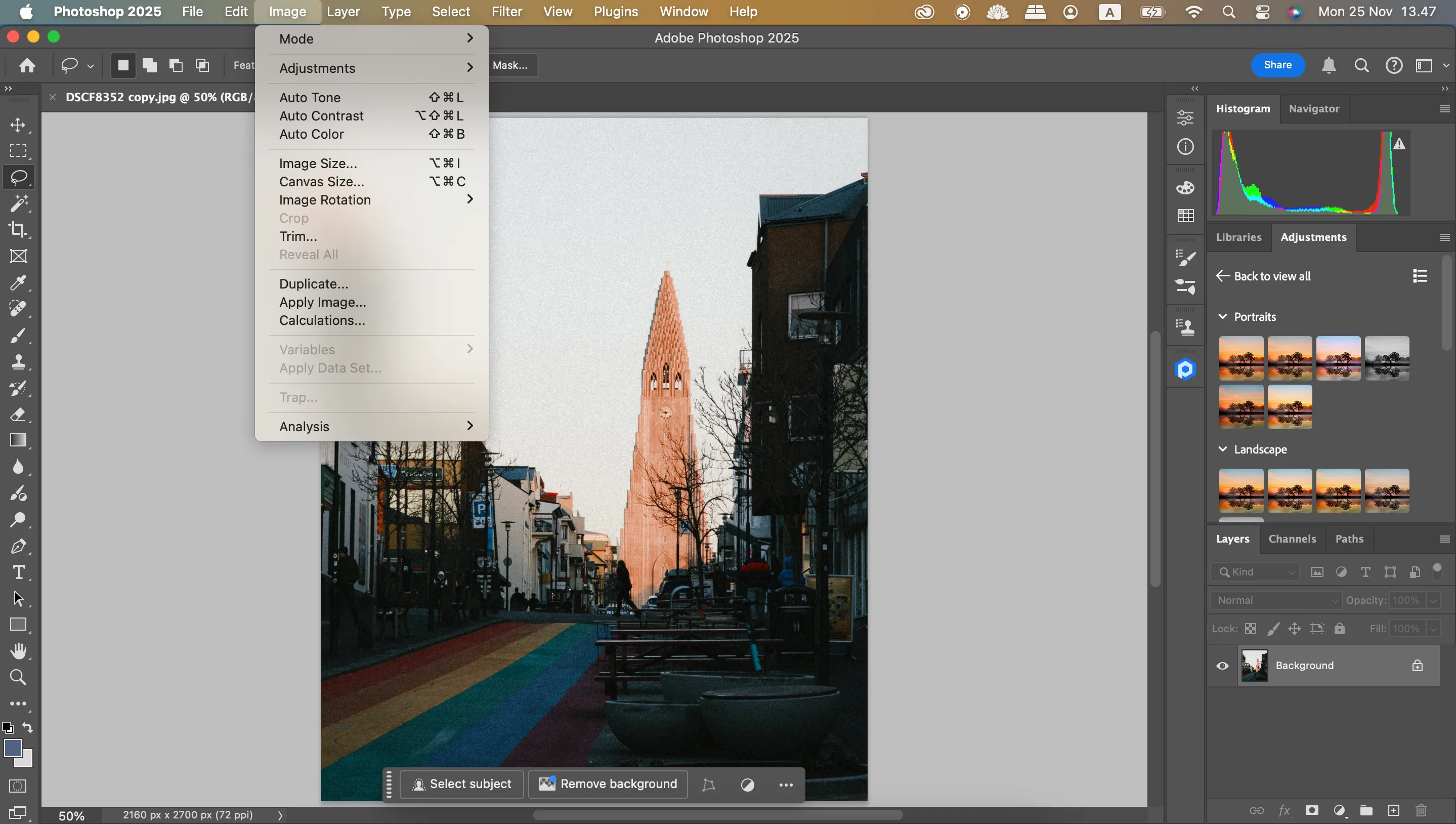 Thay đổi kích thước hình ảnh trong Photoshop có thể giúp khắc phục lỗi không lưu được file lớn.