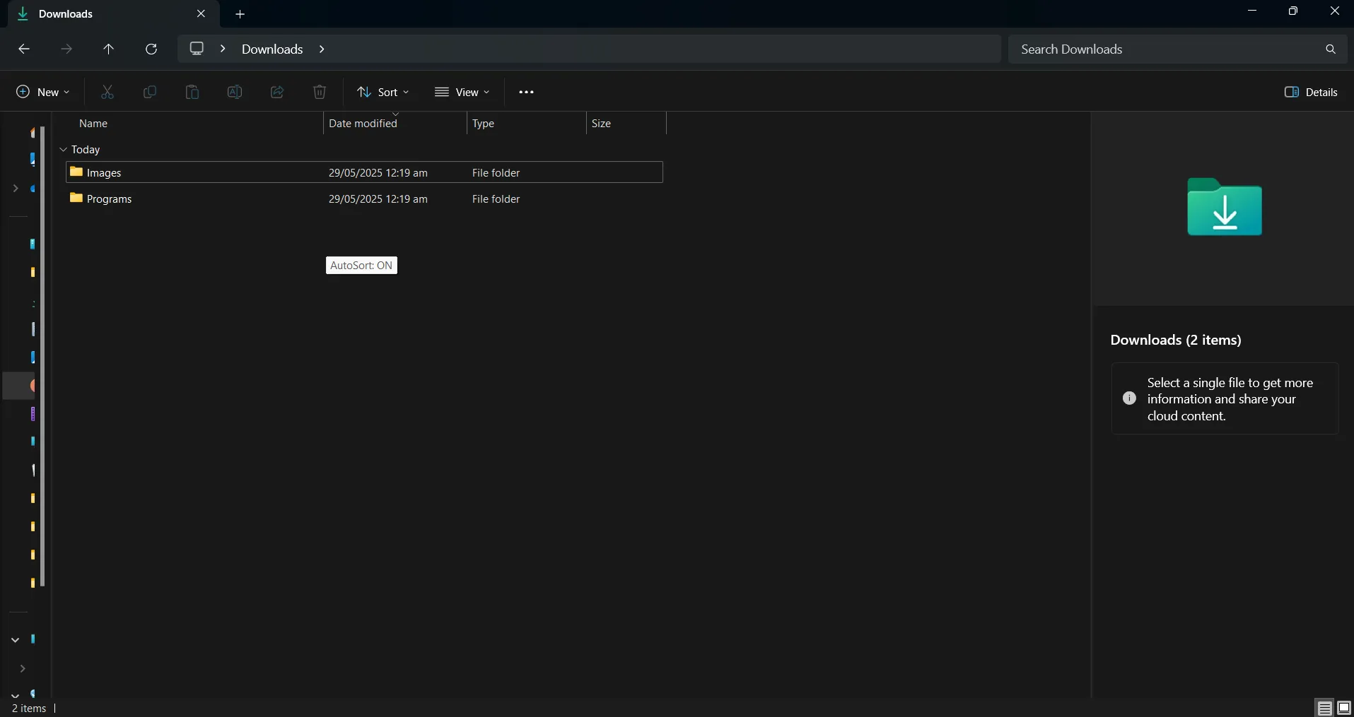 Thư mục Downloads được sắp xếp gọn gàng với AutoHotkey