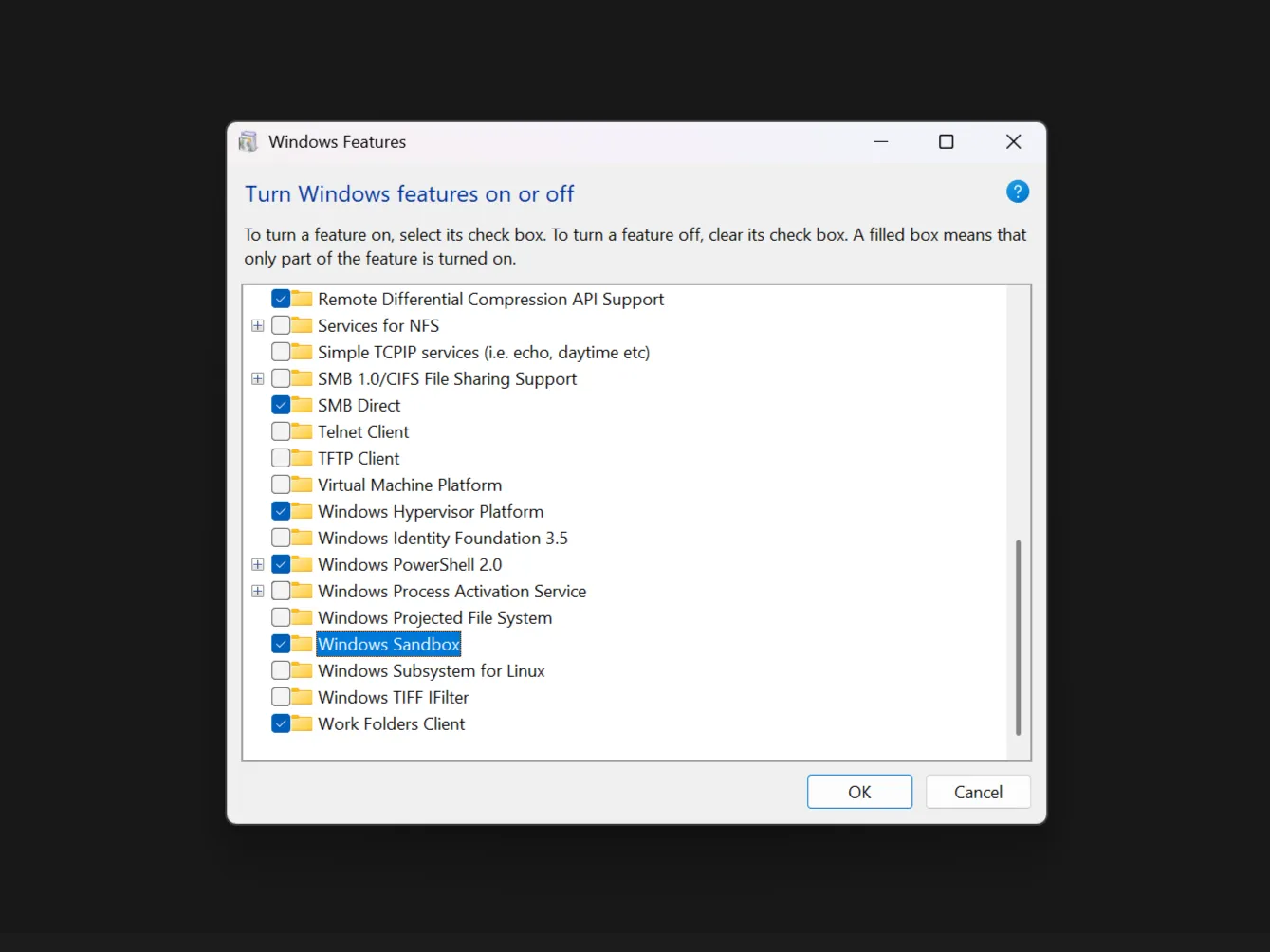 Tính năng Windows Sandbox được đánh dấu đã bật trong cửa sổ Turn Windows features on or off
