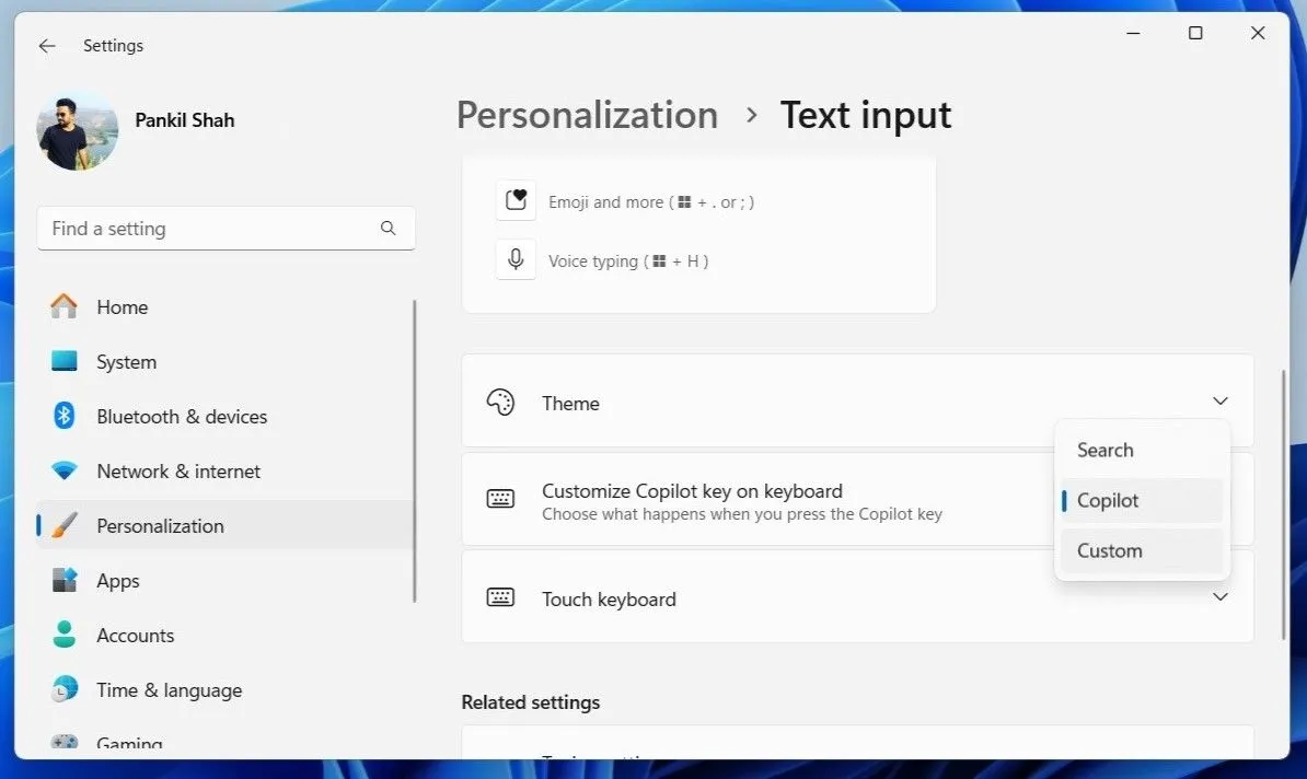 Tùy chỉnh phím Copilot trong cài đặt Nhập văn bản của Windows 11