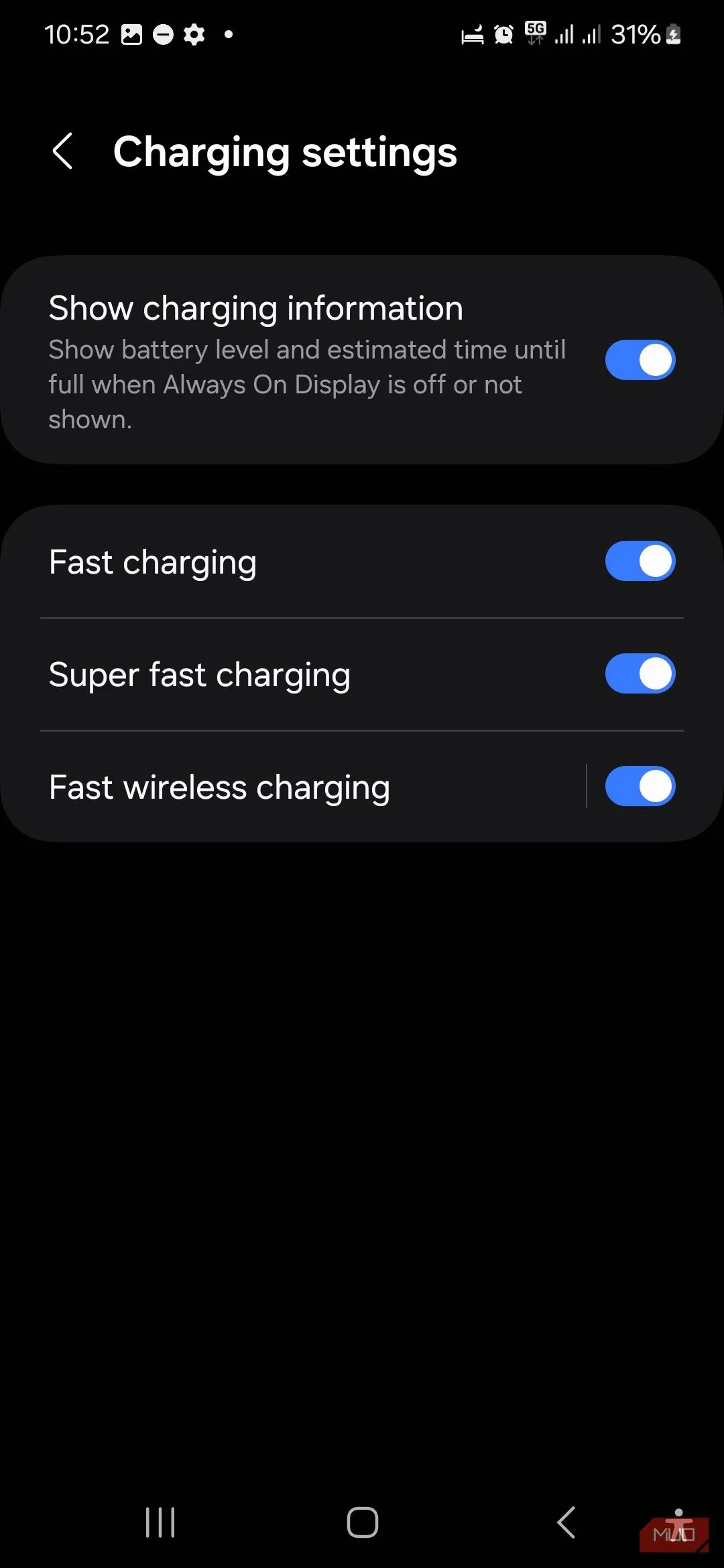 Tùy chọn tắt Sạc nhanh (Fast Charging) và Sạc siêu nhanh (Super Fast Charging) trong phần Cài đặt pin của Samsung