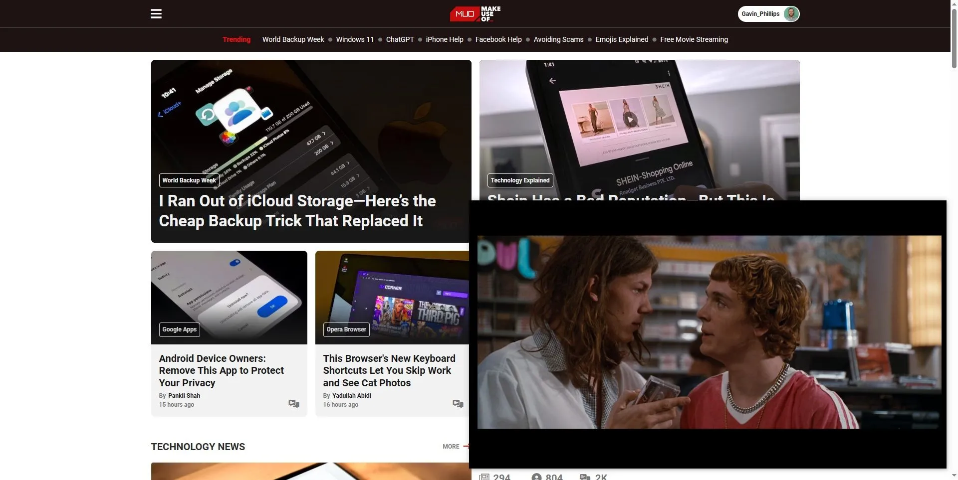 Ví dụ về tiện ích Picture-in-Picture của Netflix trên Chrome cho phép xem video trong cửa sổ nổi khi làm việc.